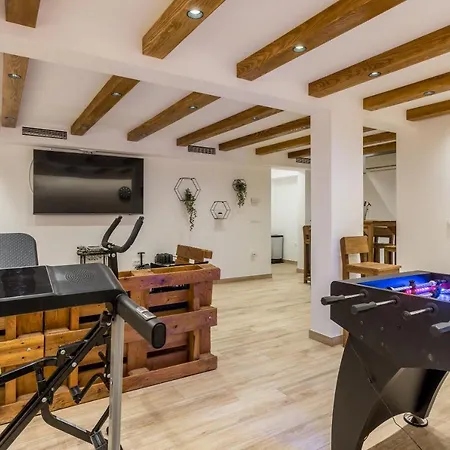 Villa Olive Gardens