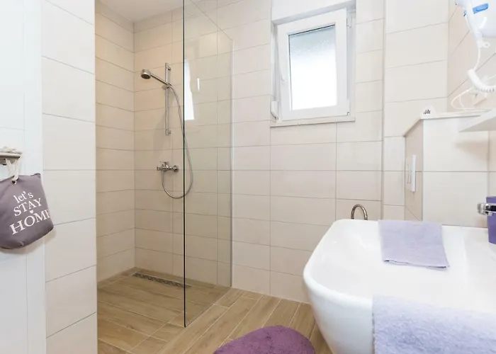 빌라 Olive Gardens Kaštela