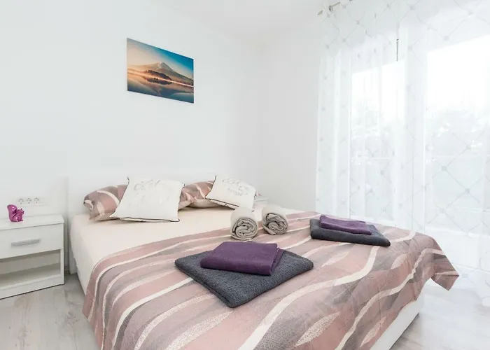 빌라 Olive Gardens Kaštela