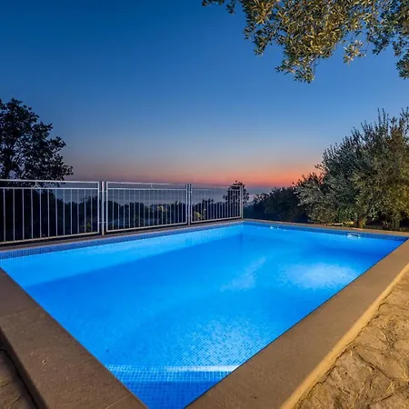 Villa Olive Gardens Kastela