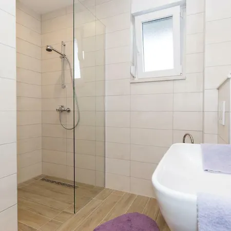 Villa Olive Gardens Kastela